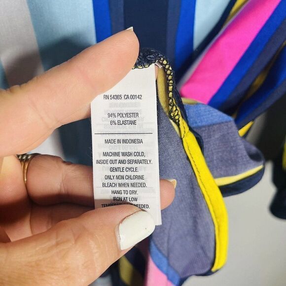 Nygard women’s 2X striped long sleeved shirt feels like silk - Picture 4 of 5